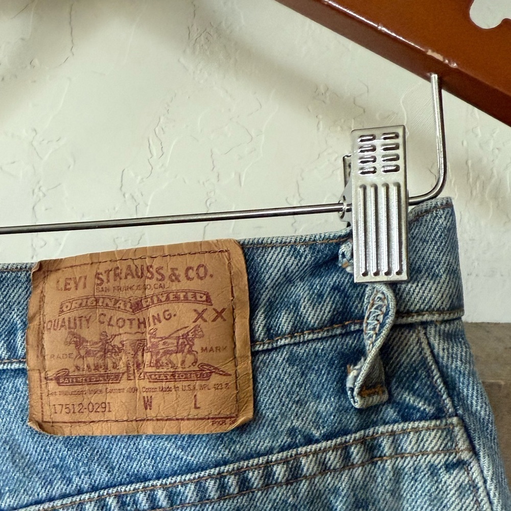 Vintage Levi’s|Women’s high rise mom jeans,slim/barrel skinny style•••Size 9 - Picture 4 of 14